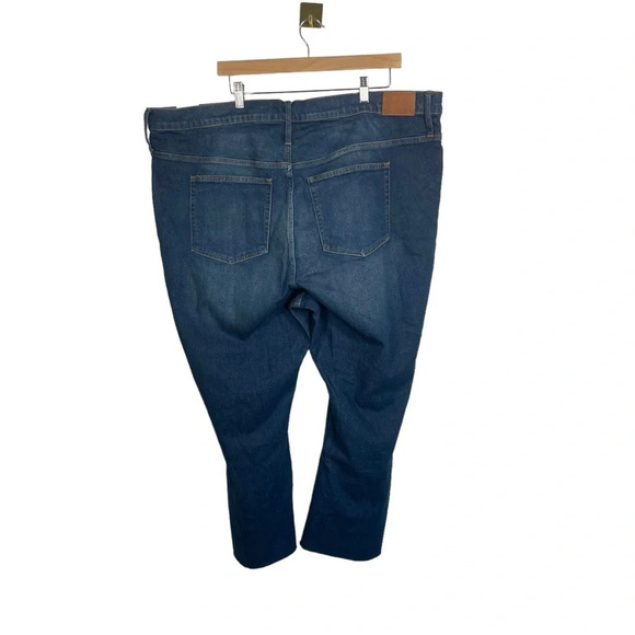 NWT J. Crew 9’’ Demi Boot Crop Jeans in Medium Wash Size 37 - Picture 11 of 16